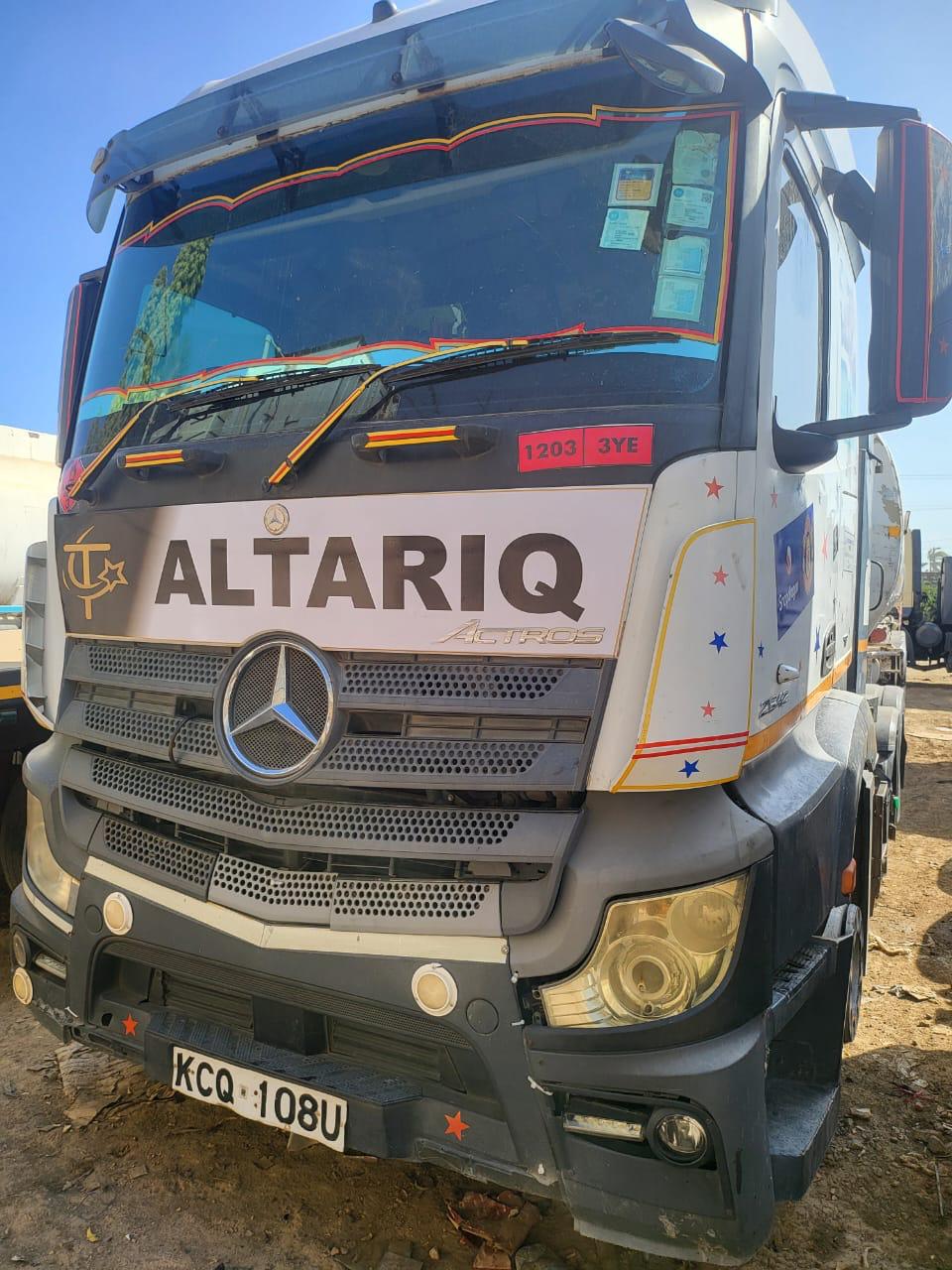 Fuel transport vehicle